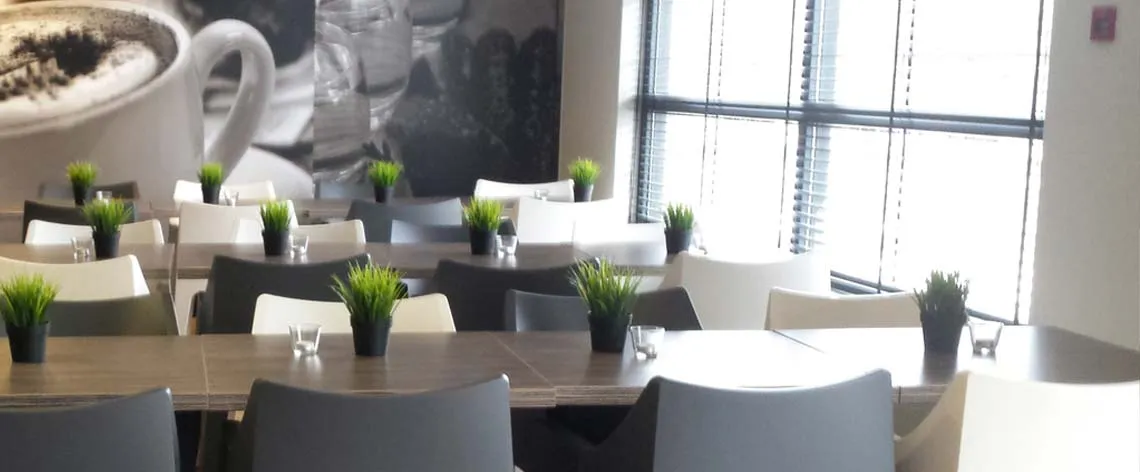 Restaurantmöbel